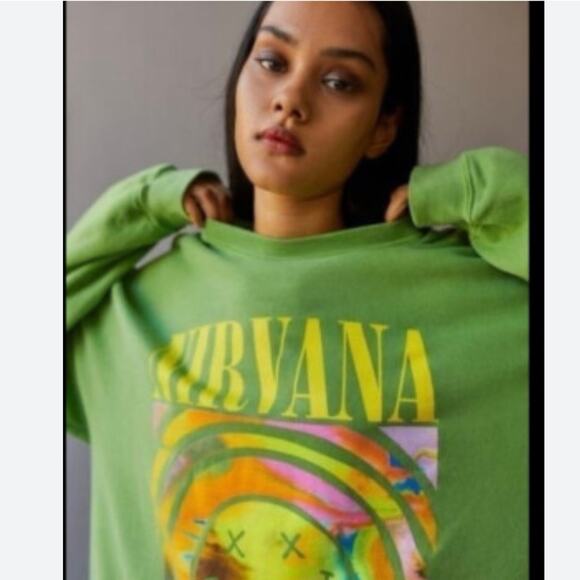 Urban Outfitters Nirvana Smile Oversized Crewneck Sz S/M green yellow - Picture 1 of 13